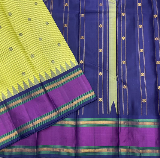 Chartreuse Royal Blue Purple Kattam • Pure Silk Kanchipuram Saree
Neon Chartreuse Checks with Silk-Thread Buttas • Royal Blue Pallu & Amethyst Borders
Silk Mark Certified • Free USA Shipping • Ships in Two Weeks ✅
