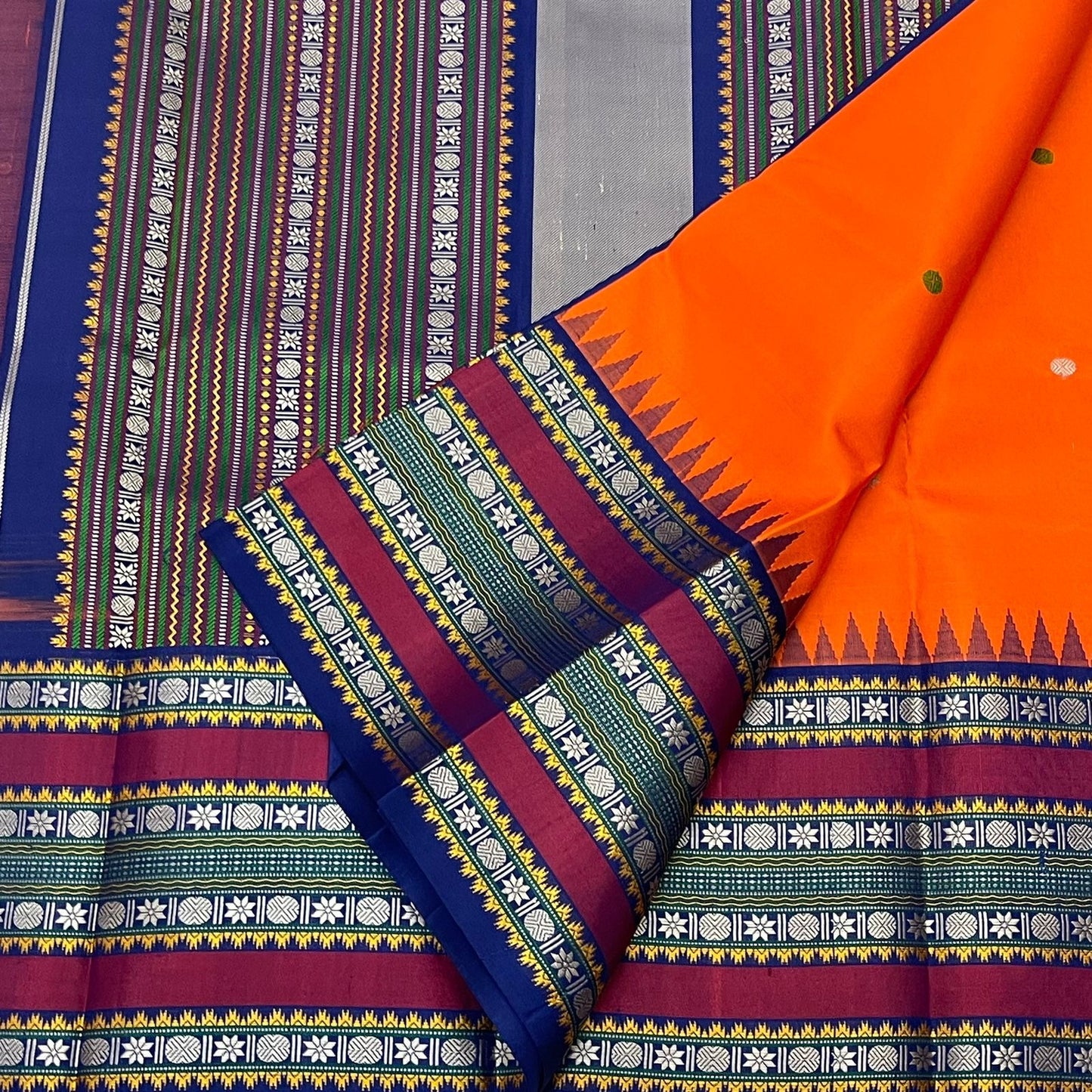 Orange Pillayar Moggu Varisaipet ✨ – Pure Kanchipuram Silk Saree with Temple Border & Varisaipet Stripe Pallu – Silk Mark Certified, Fall & Pico Done, Blouse Stitching Available, free shipping, silk mark certified, ships in two weeks