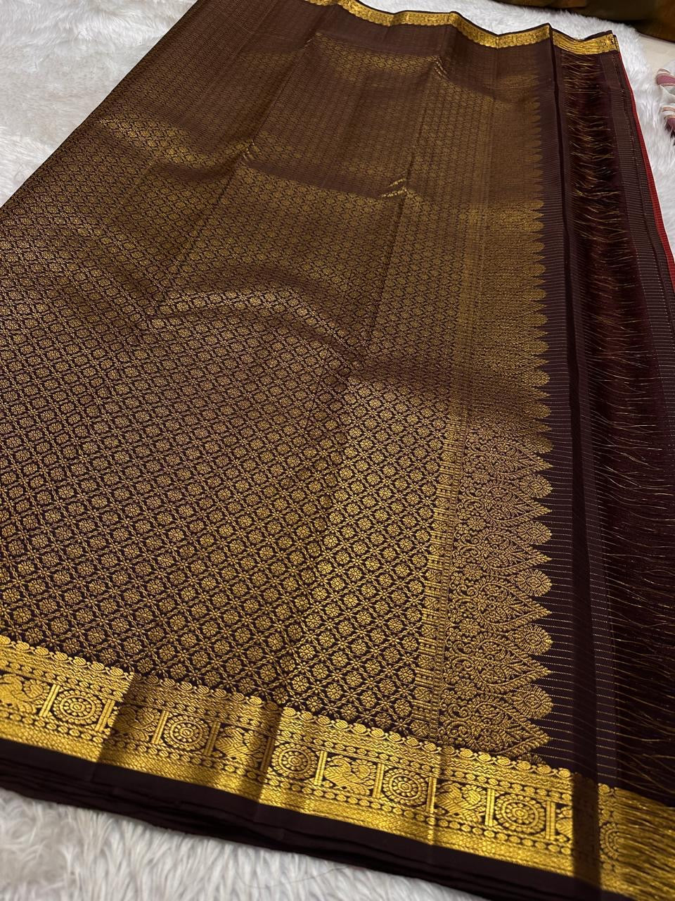 Maroon kattam wirh deep coffee brown shot purple silk Kanchipuram saree with vanasringaram border and Pallu