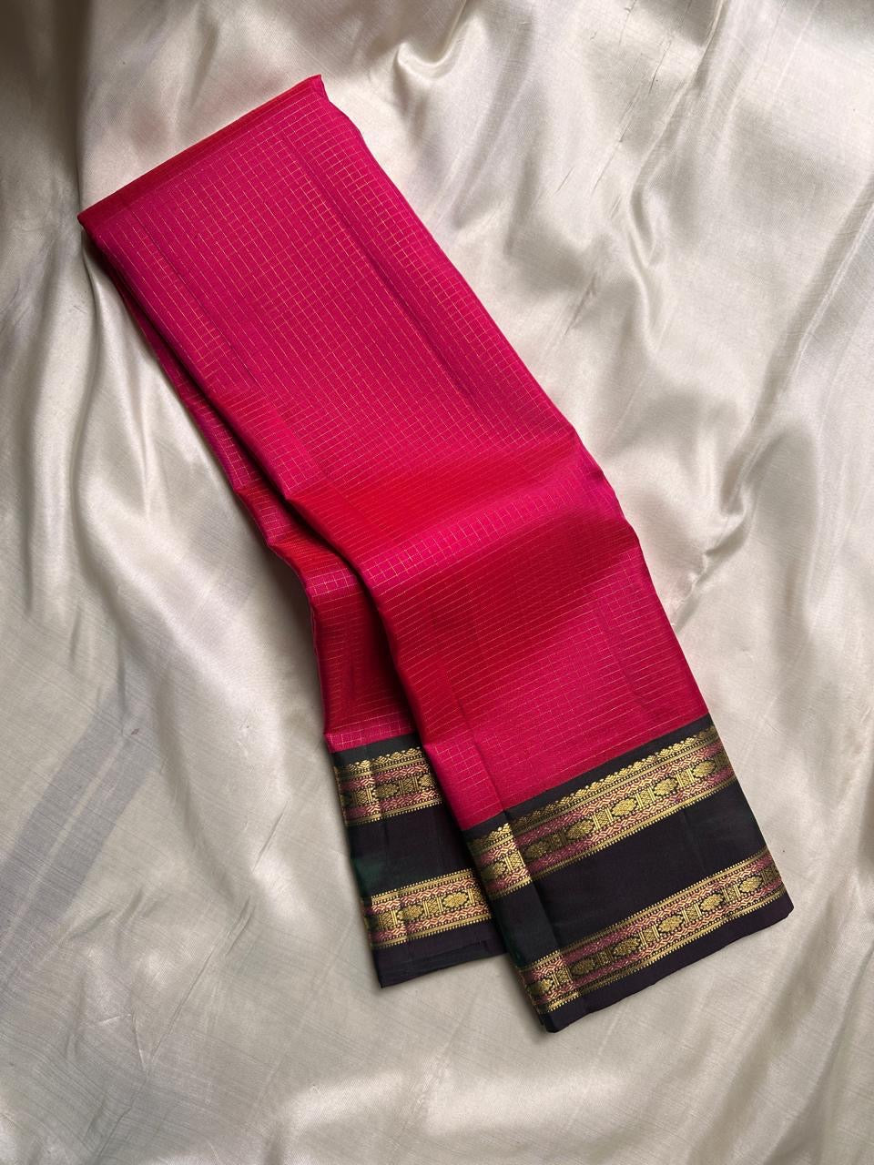 Vivid pink zari kattam with green rettapet Rudhraksham border