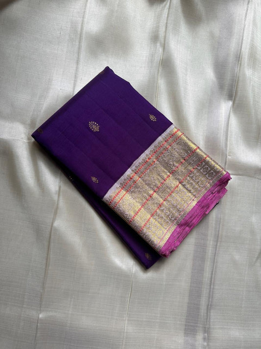Shubra — Pure Silk Kanchipuram Saree
Royal Purple with Gold Buttas & Silver-White Tissue Border ✨
Silk Mark Certified • Fall & Pico Done • Free USA Shipping • Ships in Two Weeks ✅