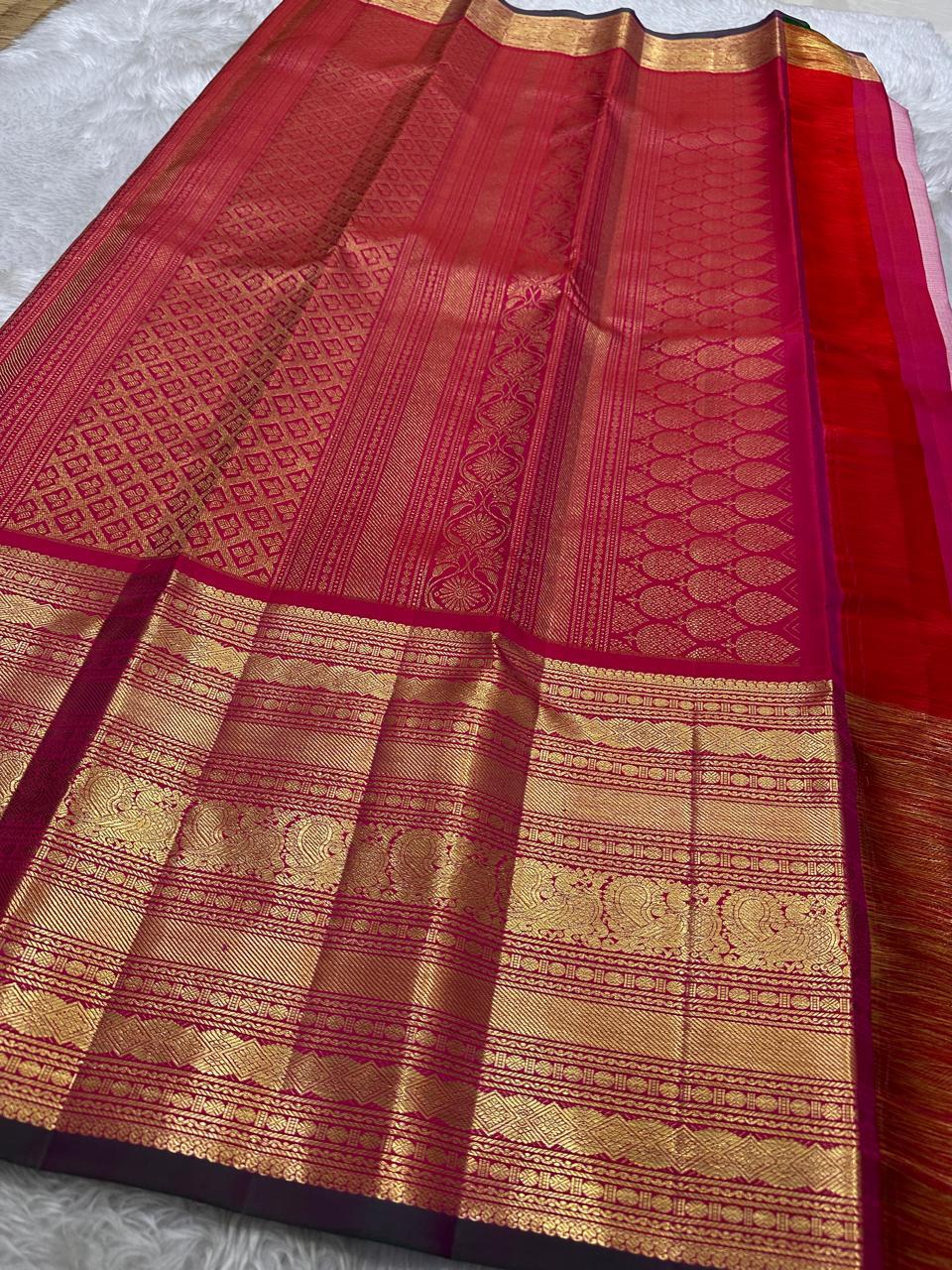 Rekha – Pink Zari kattam Kanchipuram Pure Silk Saree with woven Zari Buttas & Maroon-red varisaipet Border