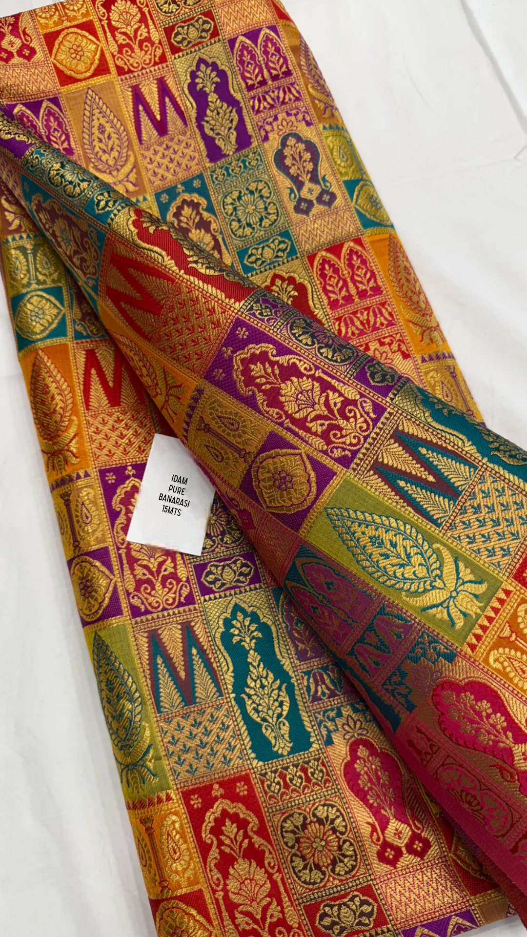 Multicolored Banarasi Blouses — Made to Measure
Pure Silk Banarasi fabrics in rare rainbow shades, tailored to your fit.
Free Shipping within USA • DM with measurements and screenshot of fabric • Ships in Two–Three Weeks ✨