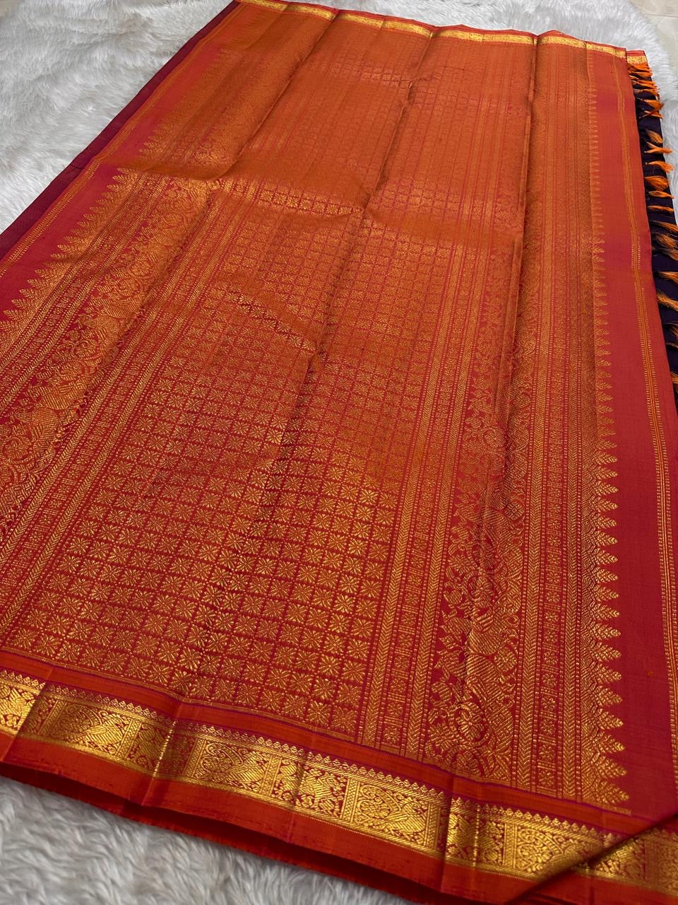 Aubergine &’Orange pure silk pure Zari 3g petite border Kanchipuram saree