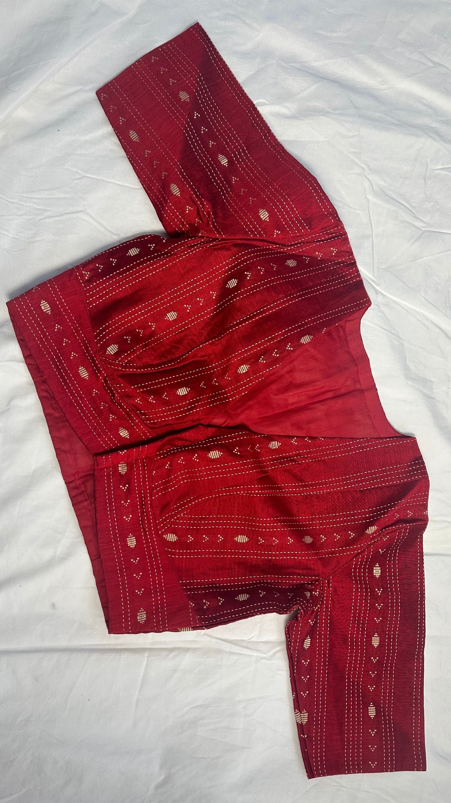 Kaantha silk blouse in red