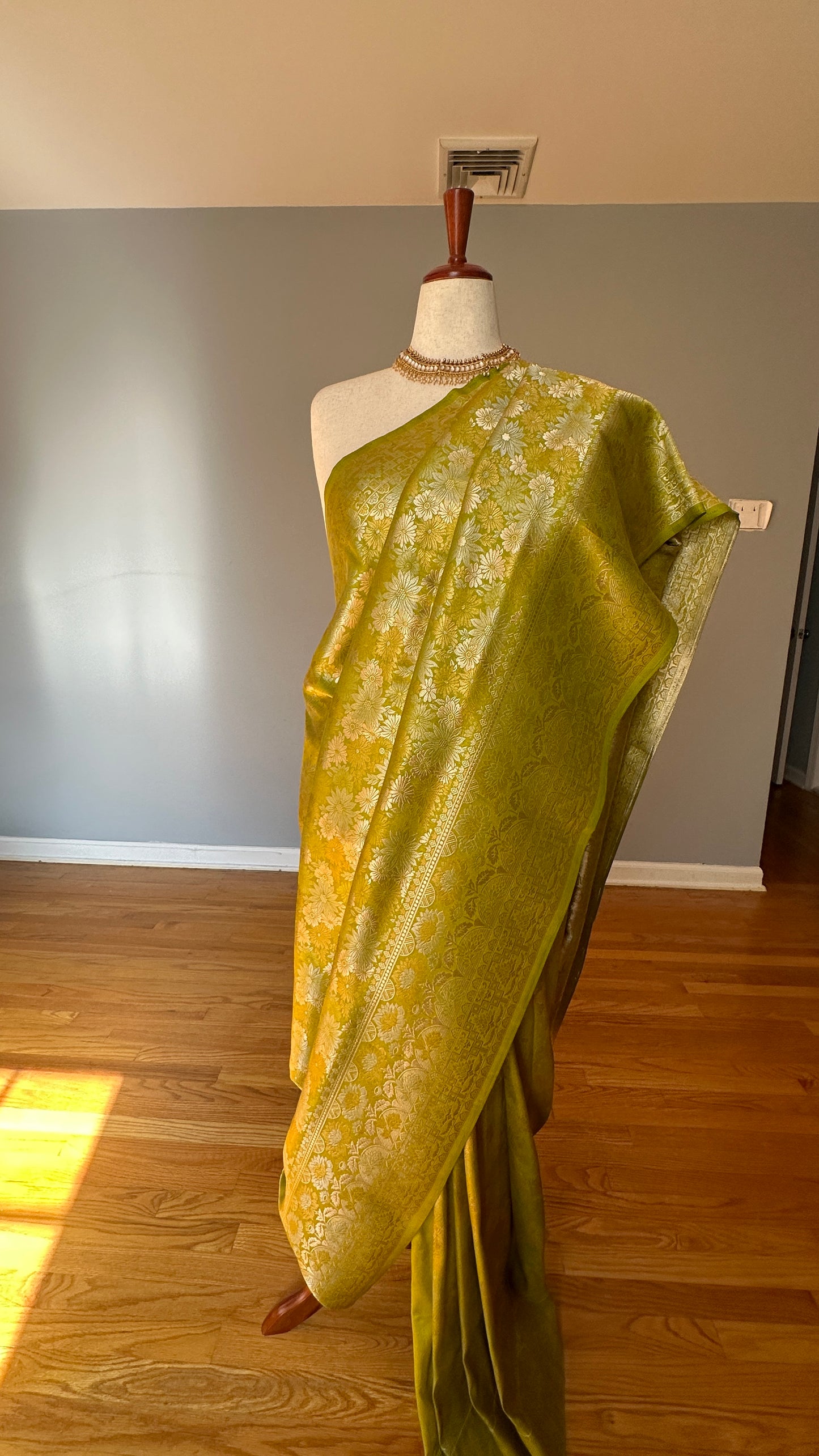 Soft silk Banarasi Katan saree - leaf green