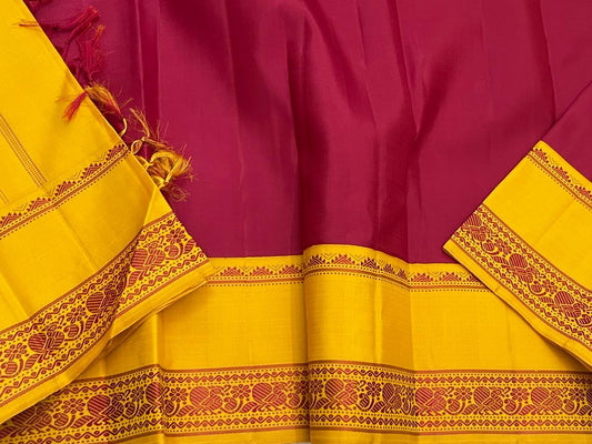 🌼 
Gopura Deepam – Pure Silk Kanchipuram
Bright red  Body • Turmeric-Yellow Korvai Border
Temple Gopuram & Pushpam Thread Motifs • Varisaipet Pallu
Contrast Yellow Blouse Piece Included
Silk Mark Certified ✅ • Ships in Two Weeks • Free USA Shipp