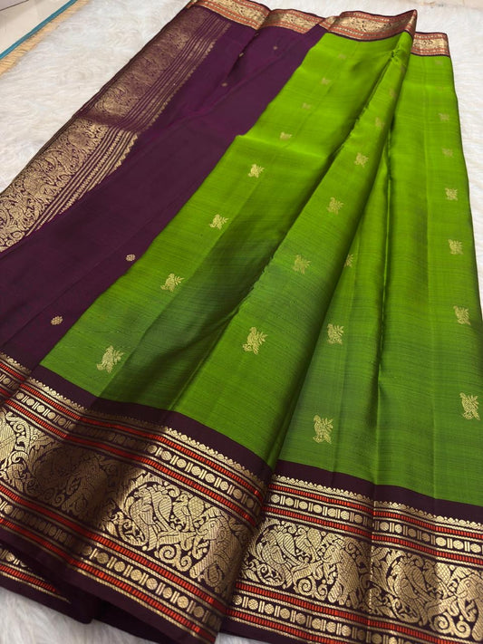 Kili Pachai Green Pure Silk Kanjivaram Peacock Butta Saree with Plum Zari Border – view 2