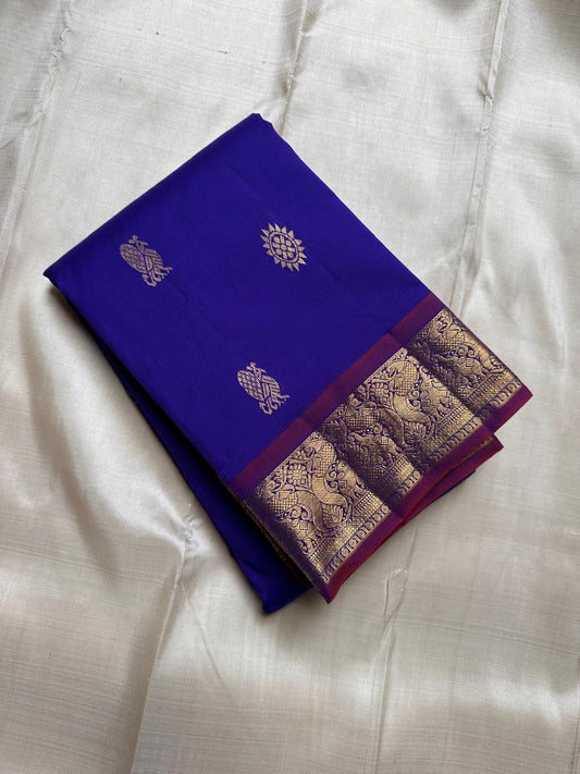 Swaram Lightweight – Celestial Royal Indigo
Feather-Light Indigo Kanchipuram Silk Saree
Yali & Peacock Zari Border with Heritage Buttas