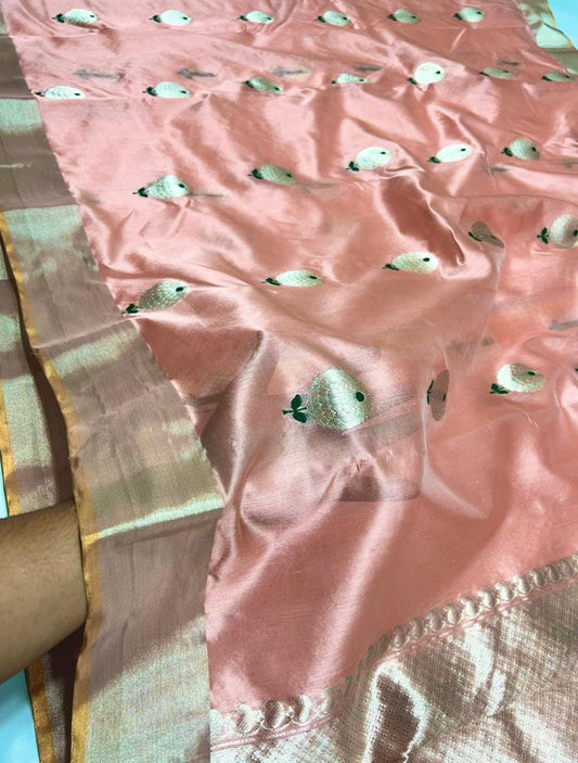 Blush Pink Pure Silk Chanderi Saree ✨ – Silver Zari Buttas, Pastel Silver Border with Gold Selvedge – Silk Mark Certified, Fall & Pico Done, Blouse Stitching Available, Free USA Shipping