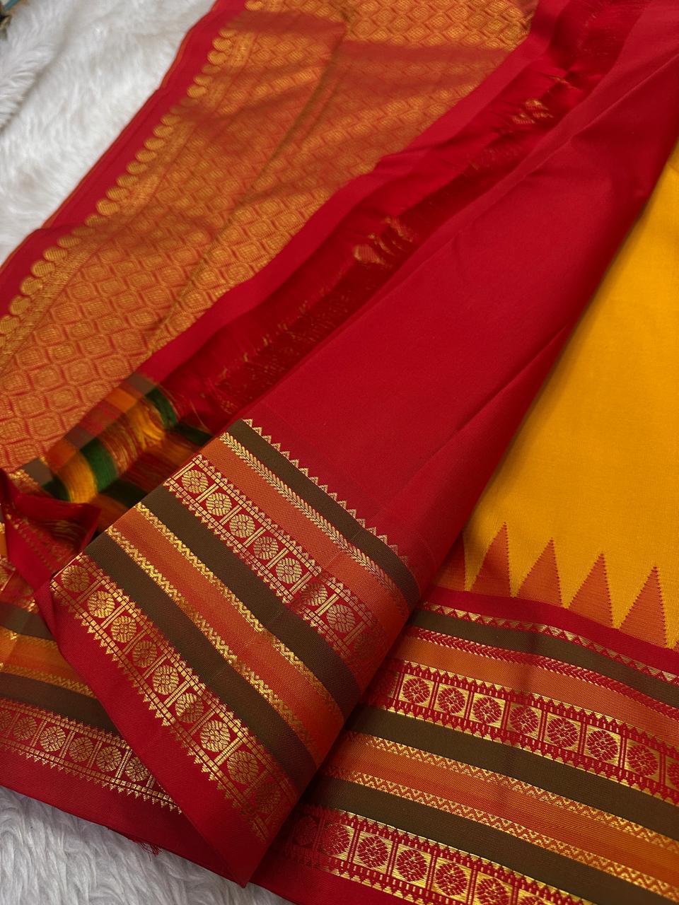 Maambhazha yellow 🥭 with red border pillayar moggu and varisaipet