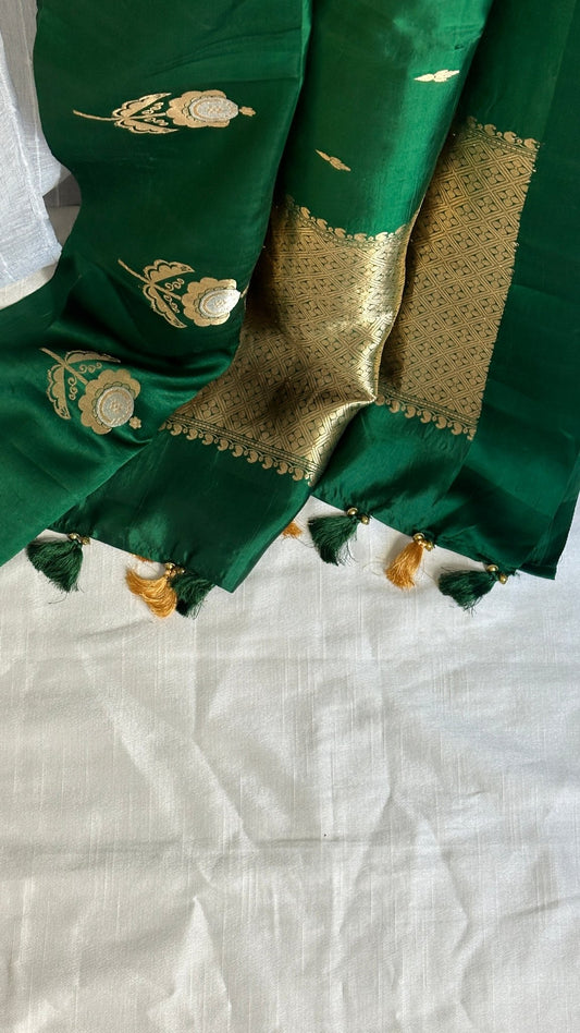 Pure silk Banarasi saree- kadhwa - Raw mango style -Green