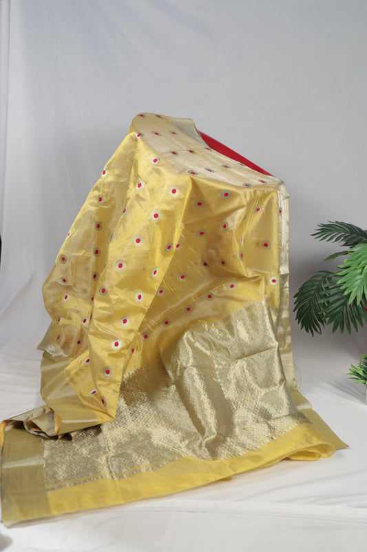 Mellow yellow handloom pure silk Chanderi saree featuring delicate Ek Naal butti motifs.