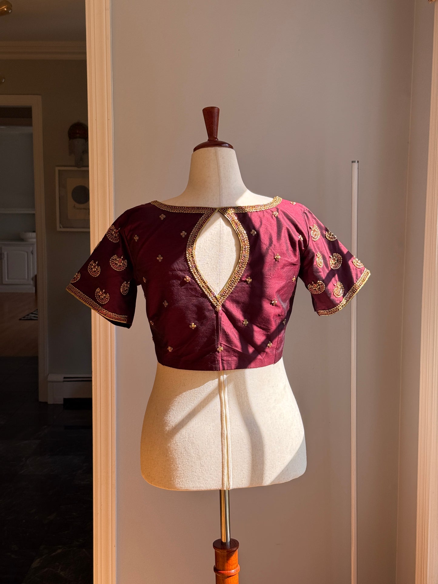 Aarvi – Handwoven Deep Maroon-Brown Silk Blouse with Traditional Maggam Embroidery, Antique Gold Beadwork & Kemp jadau work Stones Inspired by Temple Jewelry- delivery in 3 to 4 weeks
