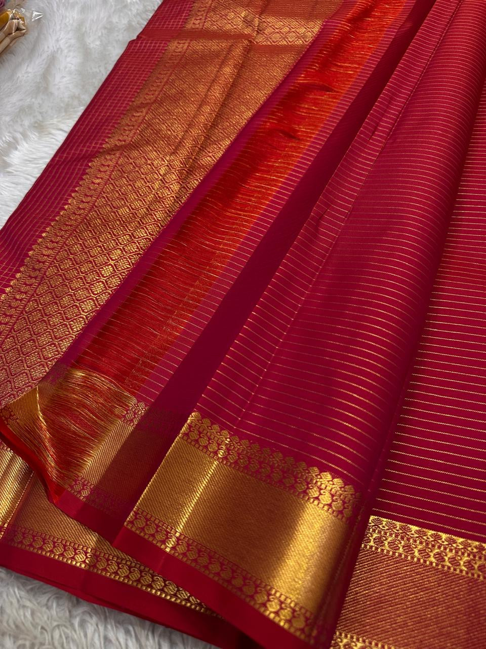 Madhuvanam Vermillion Red – Pure Silk Kanchipuram Saree
Rich vermillion red kattam checks with lustrous gold zari borders and brocaded pallu ✨
Silk Mark Certified • Ships in Two Weeks • Free Shipping within USA 🎁