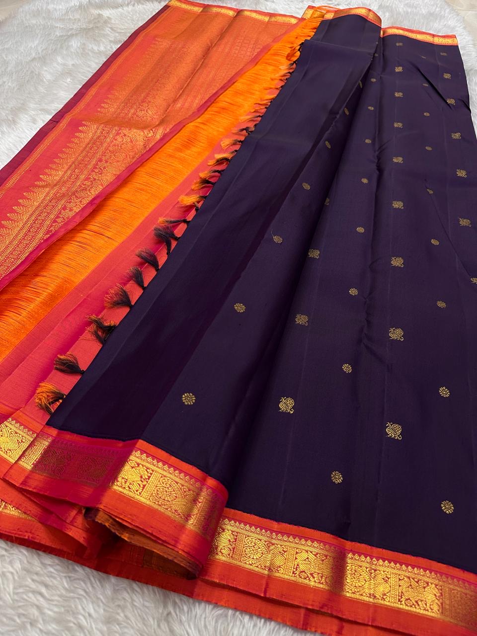 Aubergine &’Orange pure silk pure Zari 3g petite border Kanchipuram saree