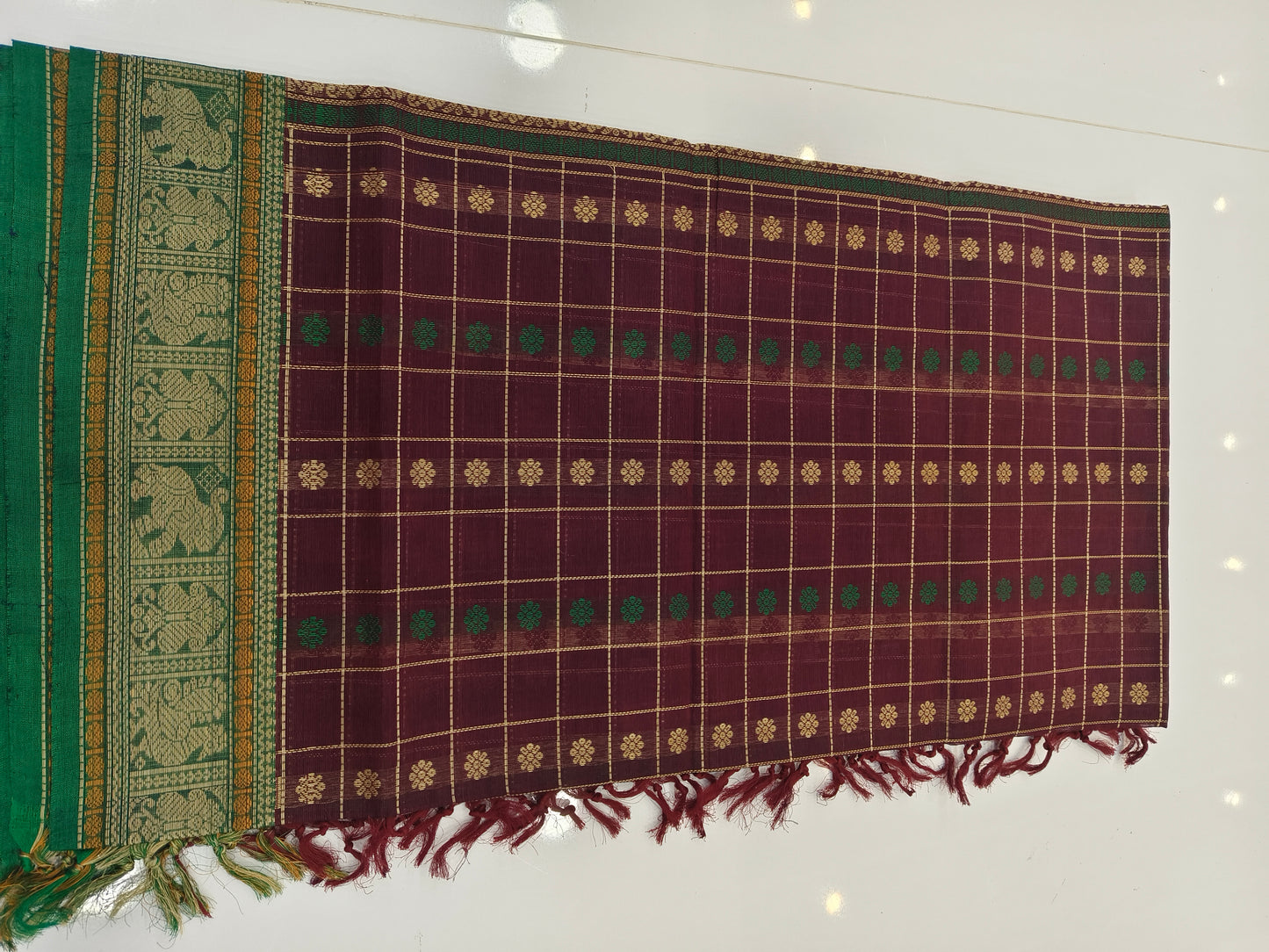 Silk-Cotton Dupatta — The Versatile Voni
Wear as a dupatta over Kurtis or as a graceful Half Saree langa bono
Handwoven | Lightweight | Elegant for Festive Styling