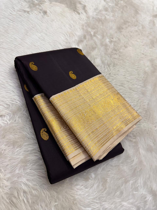 Dark Kanchana Purple Handwoven Pure Silk Kanjivaram Saree with Maanga Butta and Cream Gold Zari Border