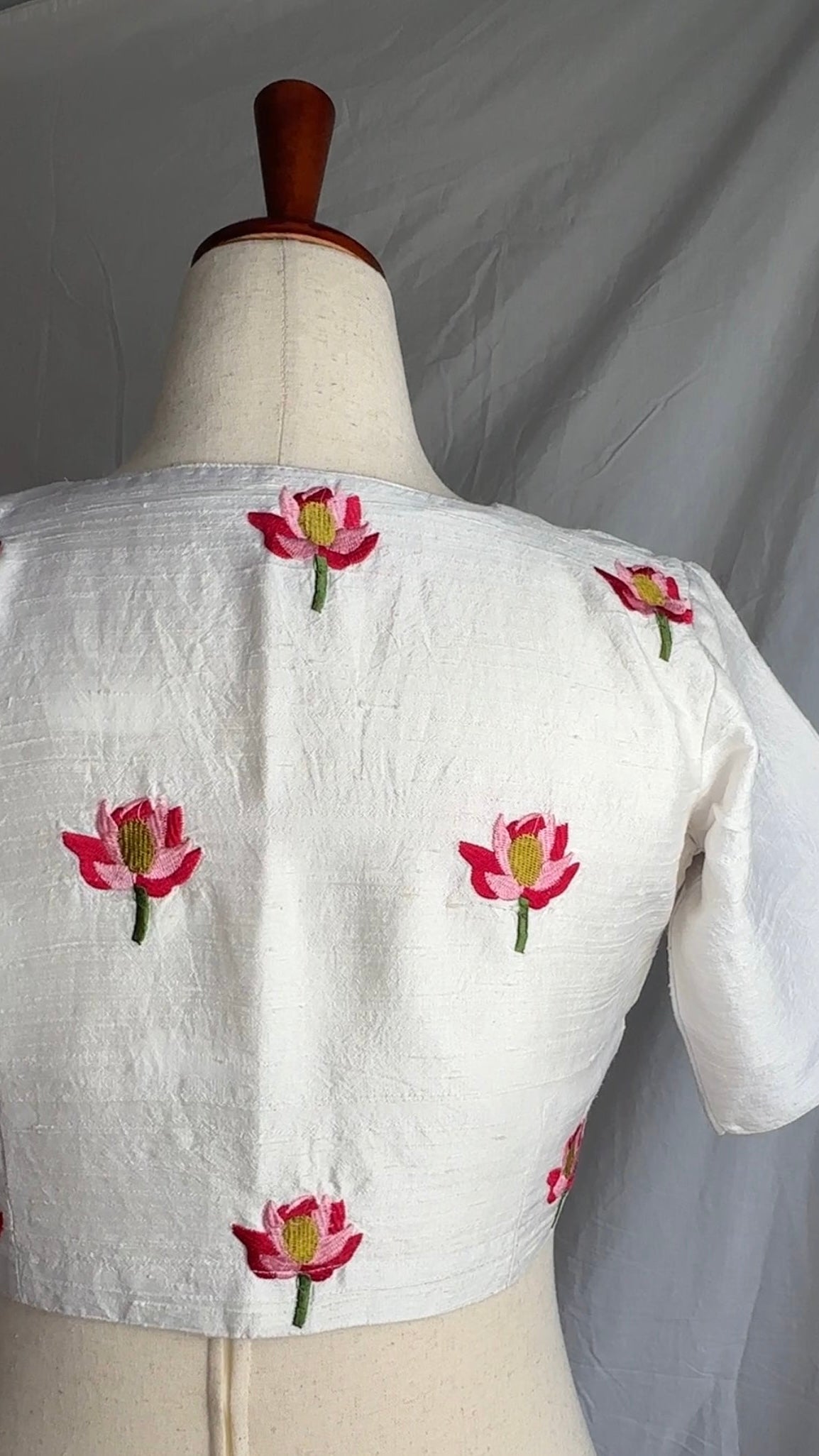 "Kamala" collection - pure raw silk blouse embroidered with lotus motifs in white