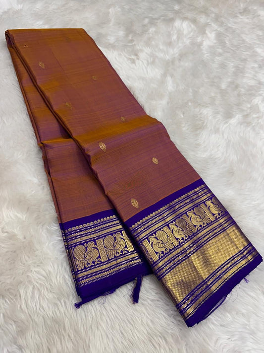 Copper handloom silk saree with korvai border display – Idam Living