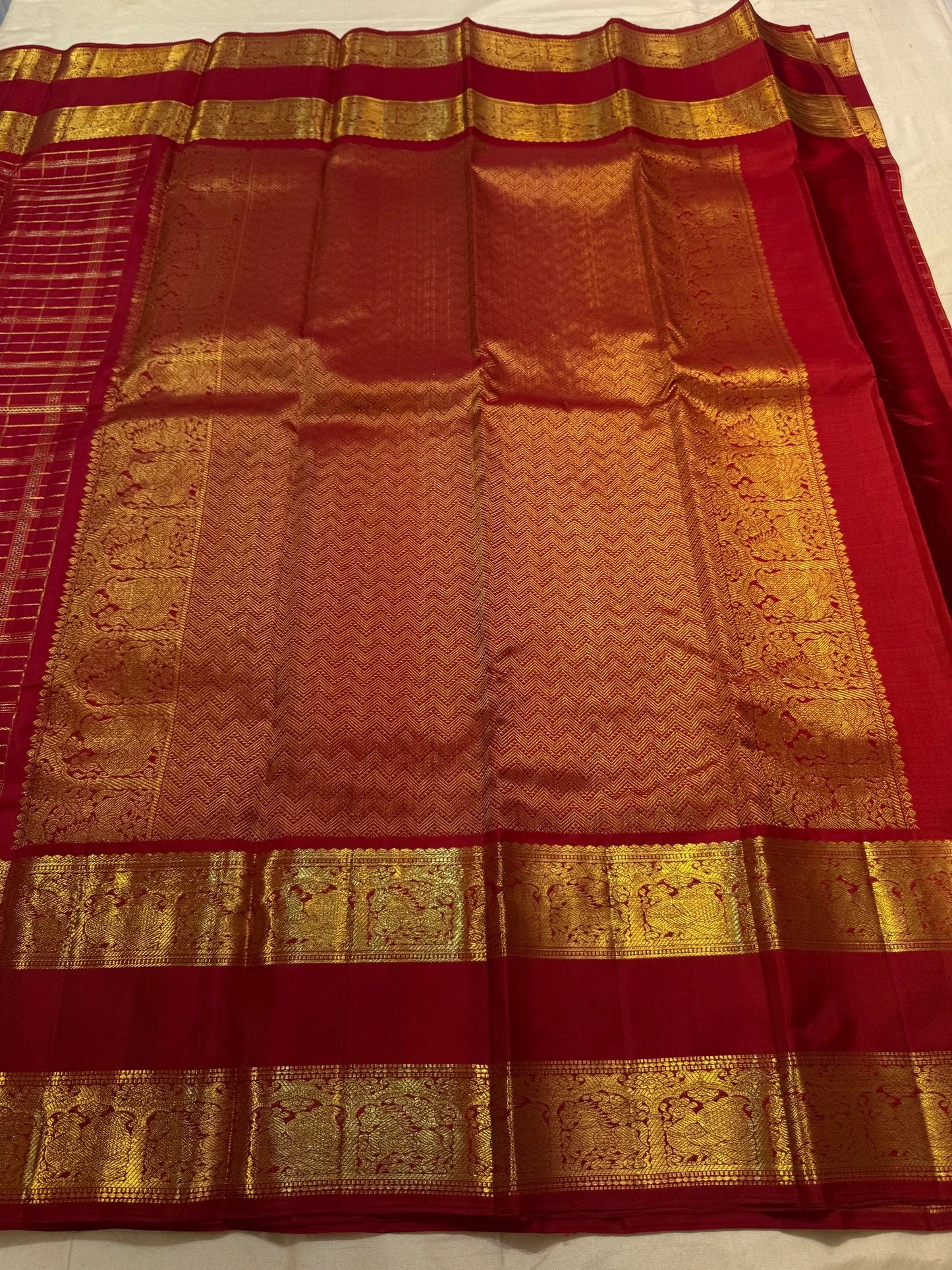 Deep Crimson Handwoven Pure Silk Kancheepuram Zari Kattam Saree with Rich Gold Border