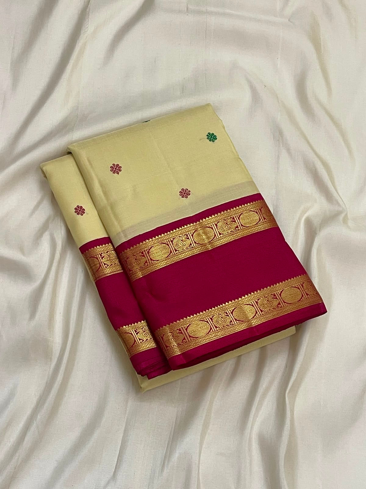 Butter Cream Ivory Handwoven Pure Silk Kancheepuram Rettapet Saree with Raspberry Magenta Zari Border