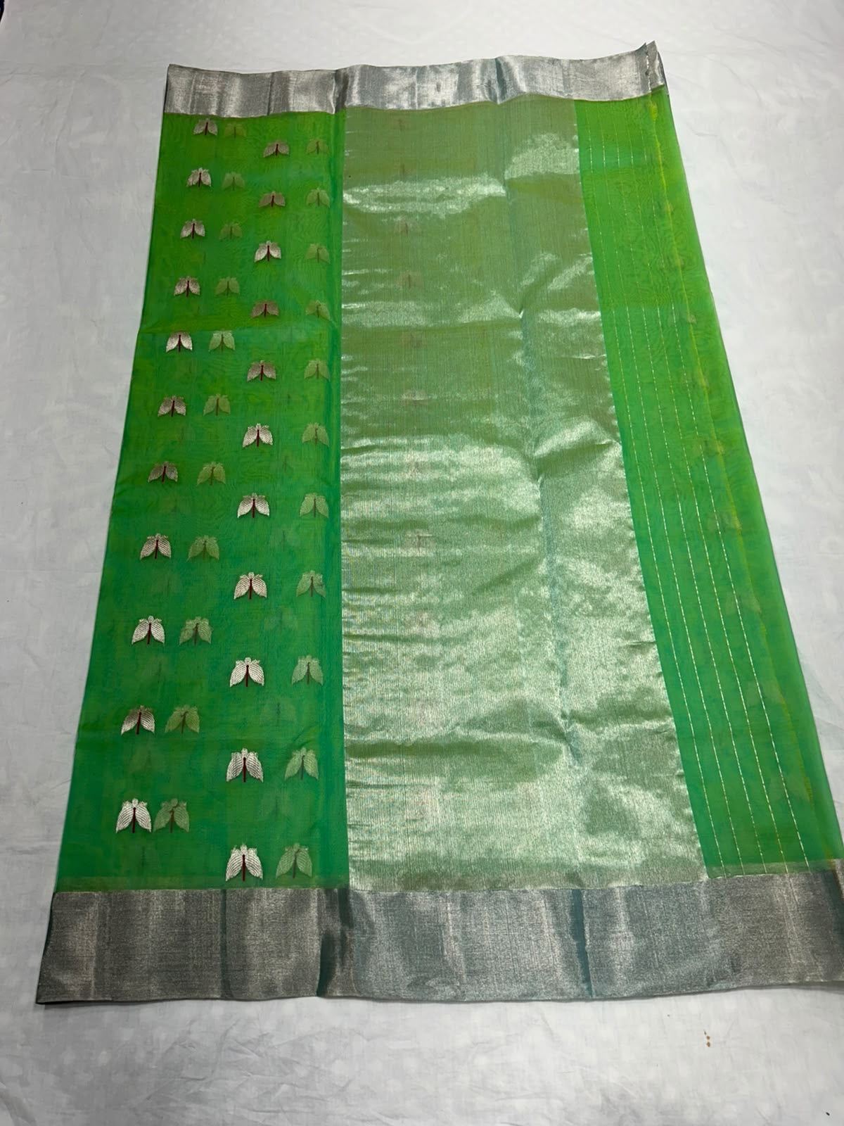 Luminous green-silver pallu of Chanderi saree