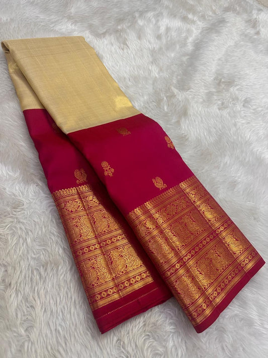Handwoven soft ivory KanchiPattu saree, full drape