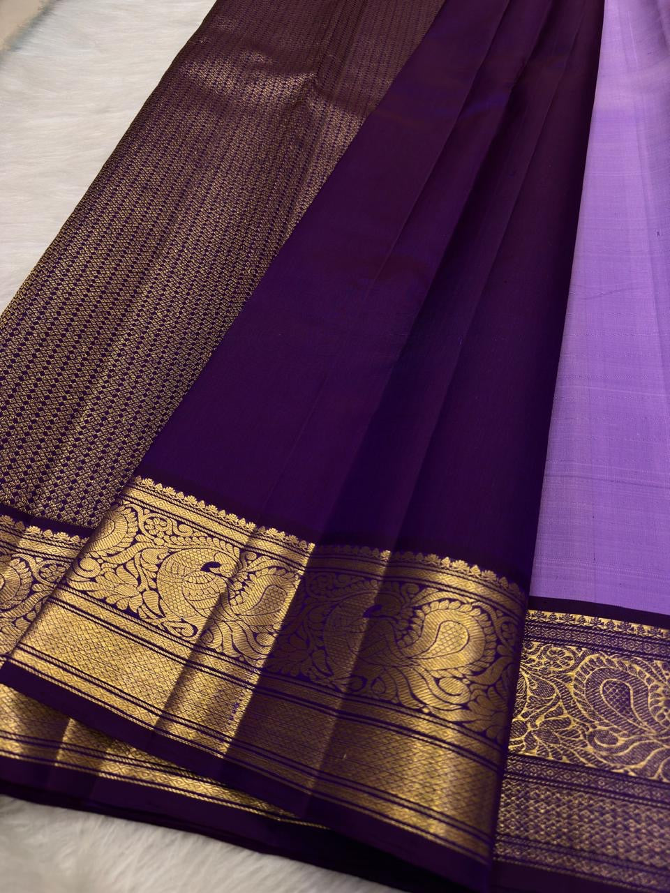 Handwoven lavender purple Kanjeevaram saree, full drape