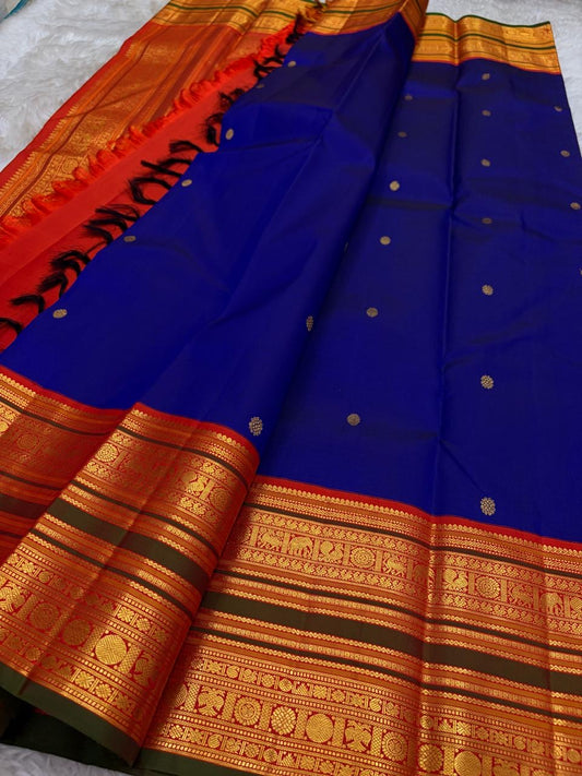 Royal Cobalt Blue and Antique Gold Kanchipuram Silk Saree – Blue and Gold Drape View