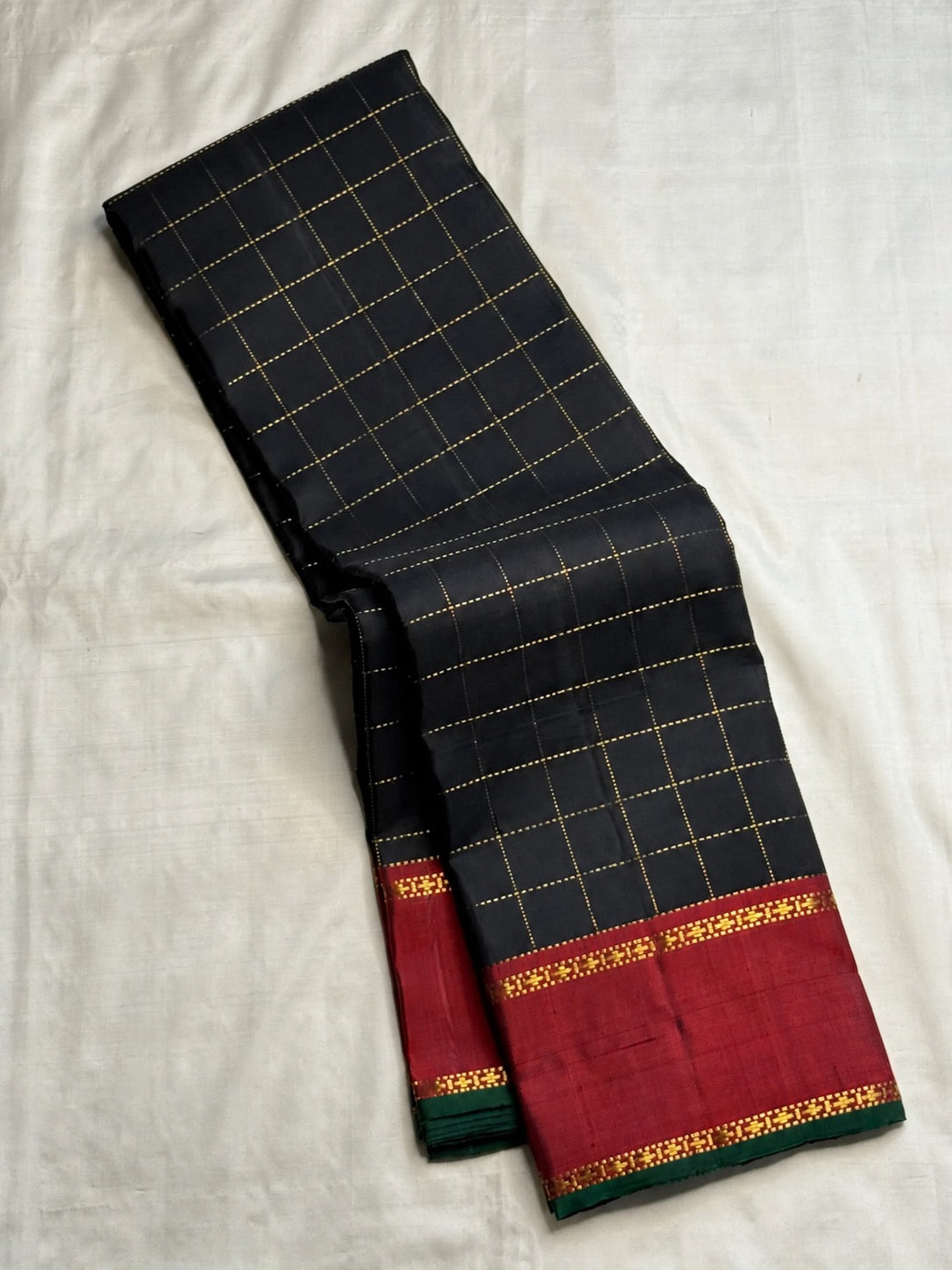 Midnight Black Pure Silk Kanjeevaram Zari Kattam Saree with Muthu Seer Checks – view 5