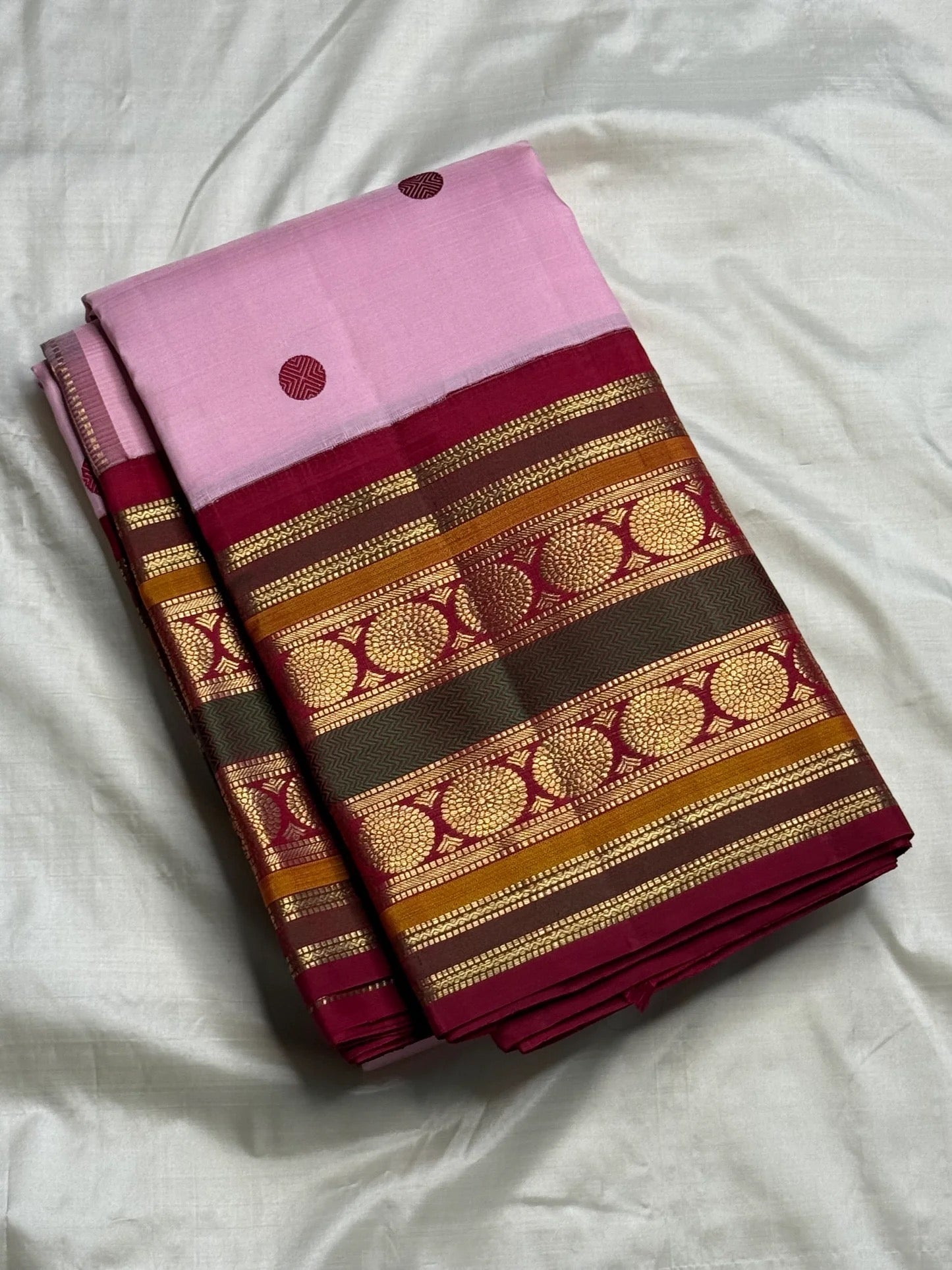 Petal Pink and Orchid Pink Kanchipuram Silk Saree – Silk Thread Pavun Butta Detail