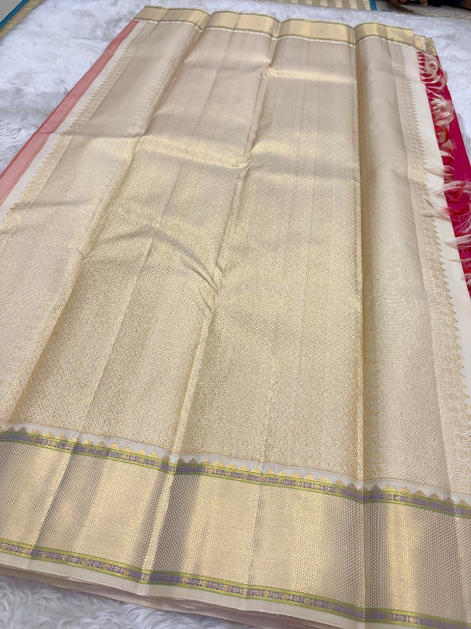 Raspberry Magenta and Warm Ivory Gold Butta handwoven pure silk Kanchipuram saree, view 4 | Idam Living