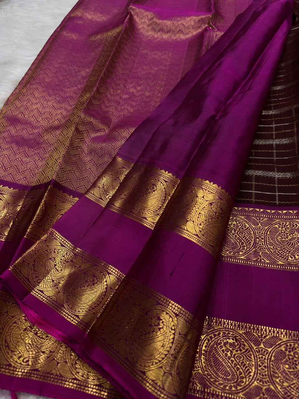 Oodha magenta Pure Kanchipuram Silk Zari Kattam saree worn at an Indian wedding brunch in the USA
