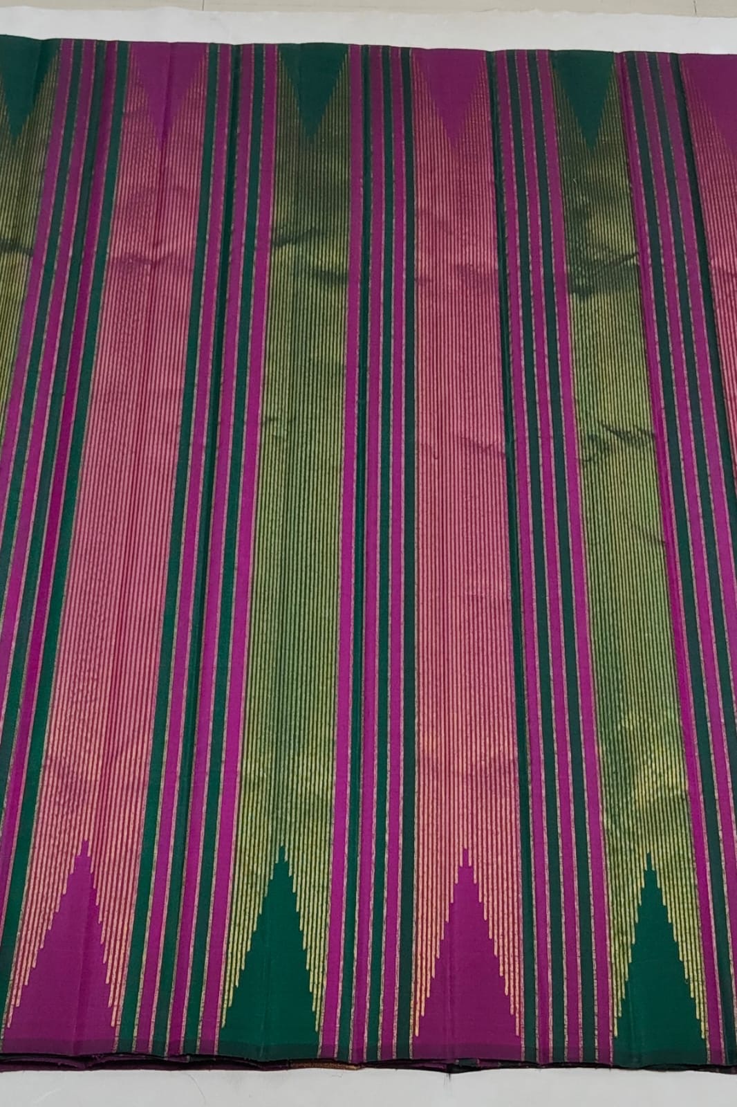 Magenta and Dark Green Handwoven Pure Silk Kanchi Pattu Saree with Gold Zari Stripe Border
