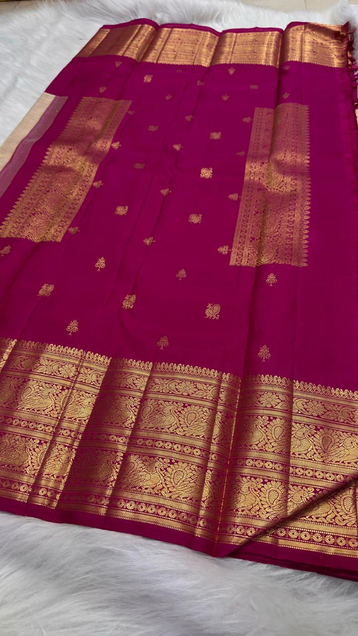Magenta Handwoven Pure Silk Kanjeevaram Saree with Gold Korvai Peacock Border