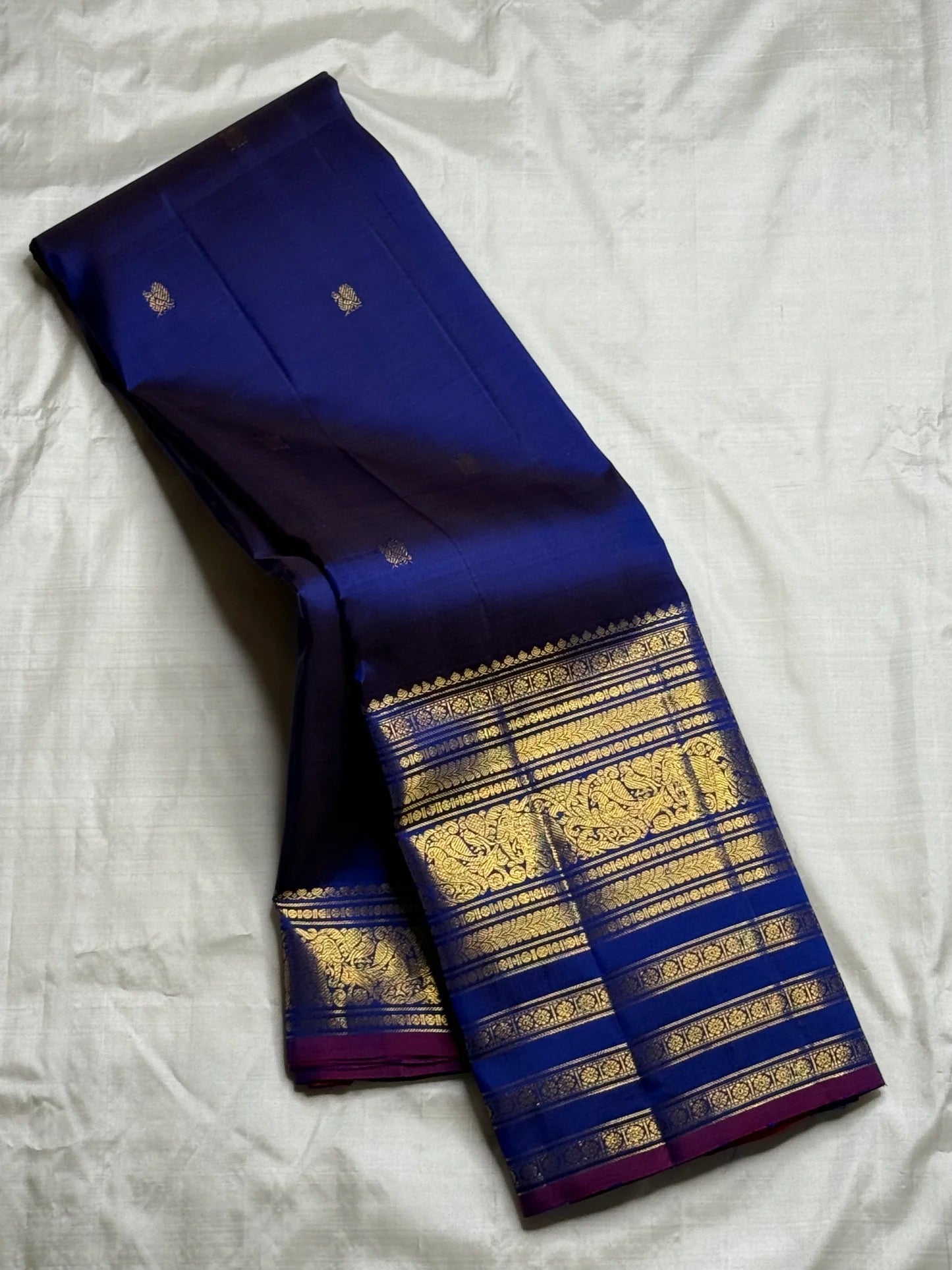 Amethyst purple and navy double shade handwoven Kanchipuram silk saree with maanga butta and varisaipet border — Idam Living