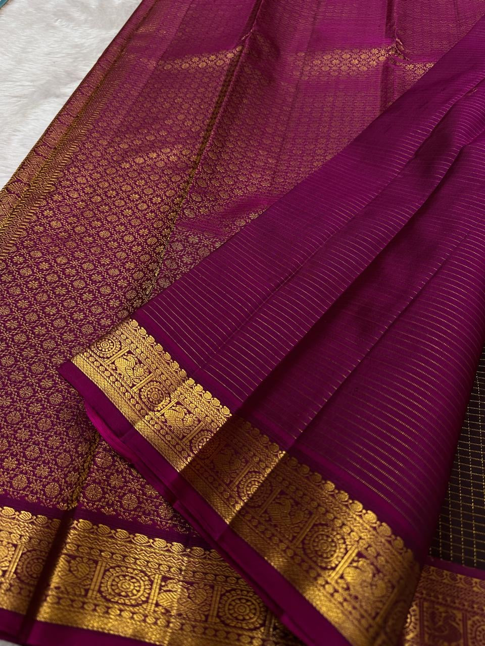 Pure Silk Kanjeevaram saree with Floral Chakram gold zari border