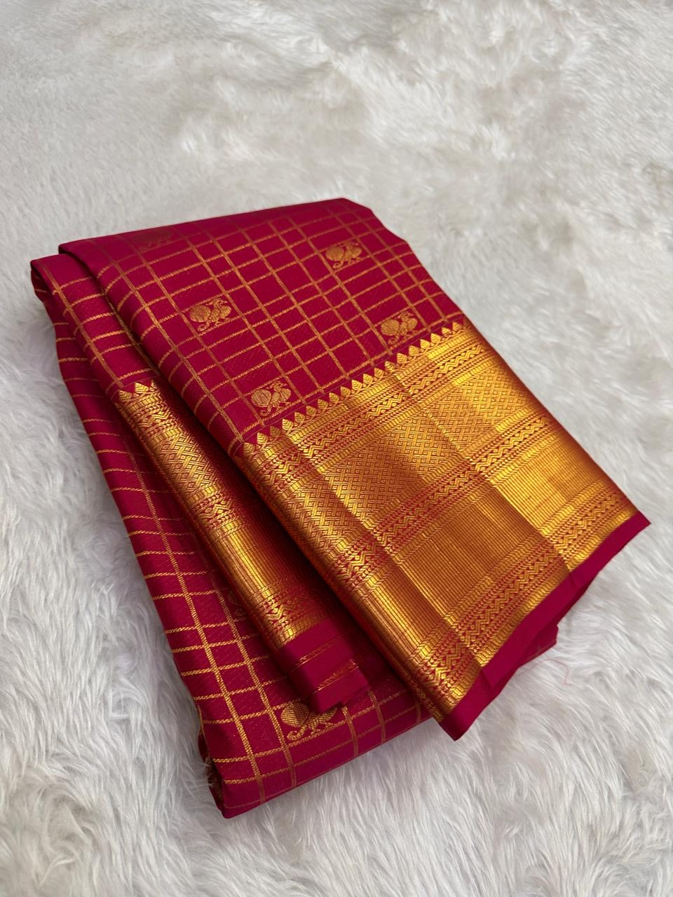 Rani pink Kanchipuram silk saree, alternate front view