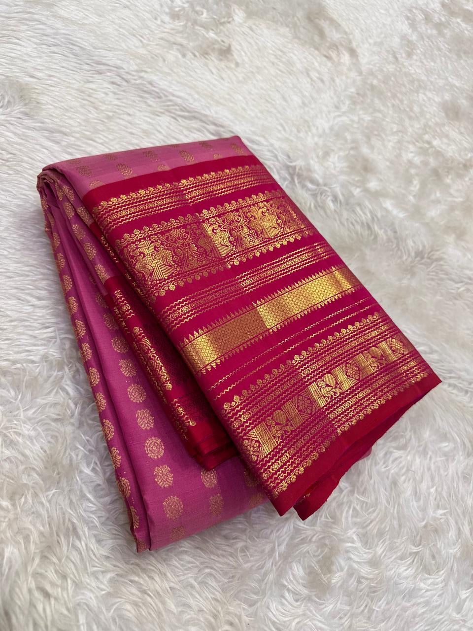 Rose pink Kancheepuram silk saree with petite mayil chakram butta and rani pink pallu — Idam Living