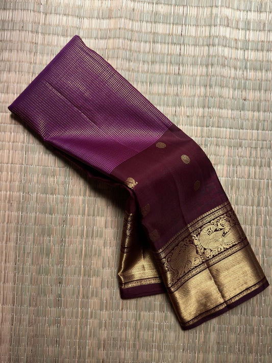 Royal orchid purple handwoven Korvai saree, Mayil and Yazhi border close-up