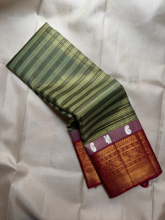 Veldhari weave detail on sage green Kanchi Pattu silk saree