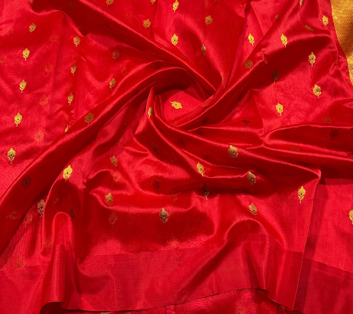 Crimson and silver festive Chanderi handloom saree