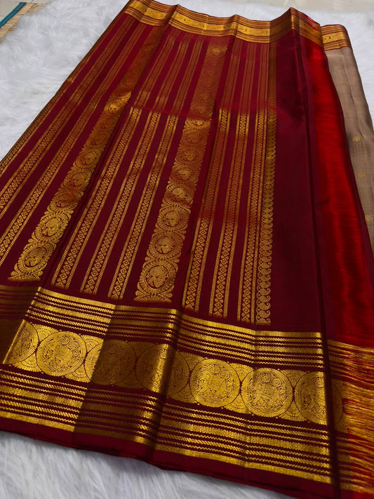 Fine zari kattam body in chandanam (sandalwood) tone with delicate woven buttas
