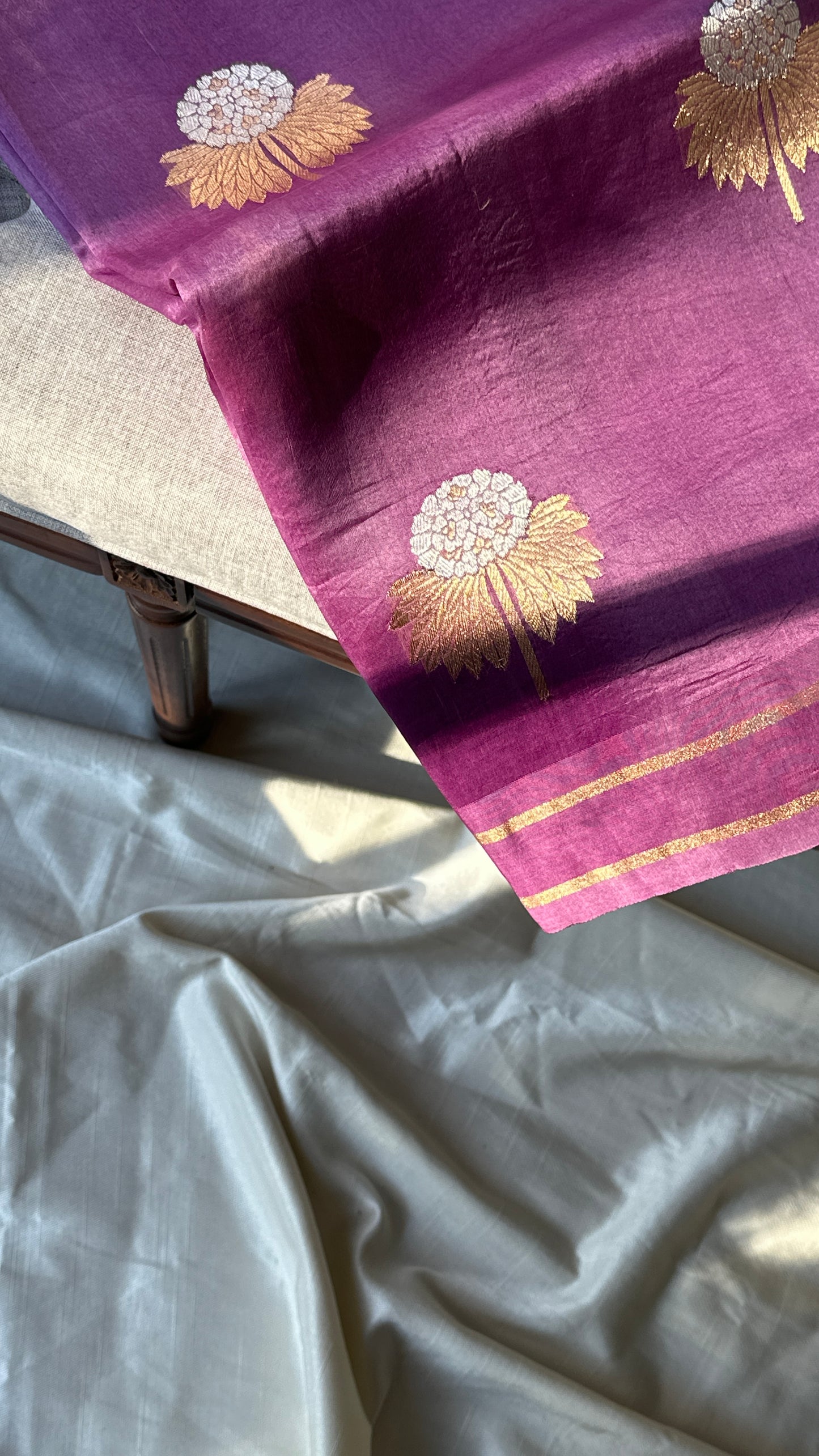 Pure silk kora Banarasi in kaduva weave - mauve