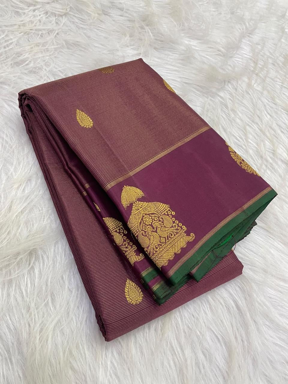 Dusty purple twin peacock Kanchipuram zari kattam saree, showing body, border and detailed gold zari pallu