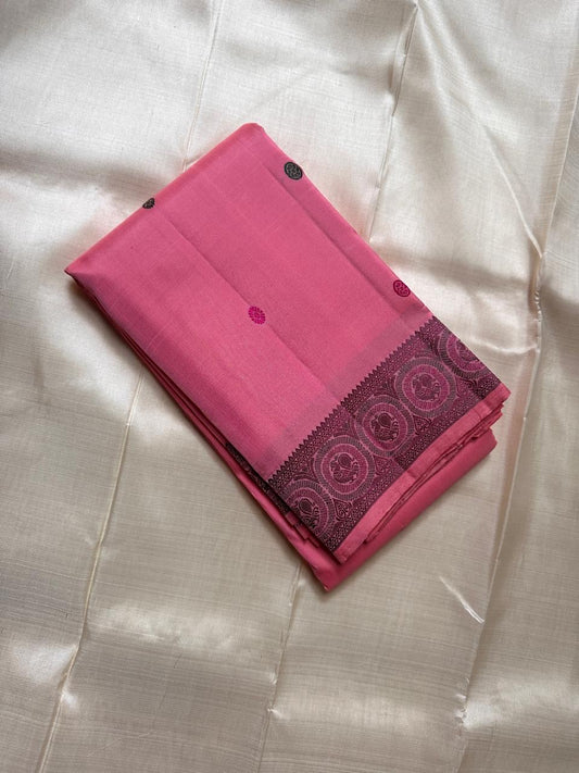 Rose Thread Work Butta — Pure Kanchipuram Silk
All-thread weave in rose pink with magenta & olive buttas, zari-free elegance
Plum-purple parrot medallion border • Paisley pallu • Silk Mark Certified • Free Shipping USA