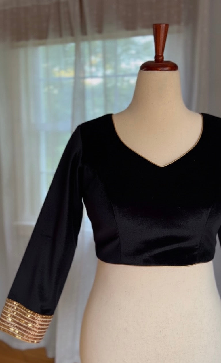 "Sitara" collection - silk  blouses with sequin embroidery gold and pearl in pink