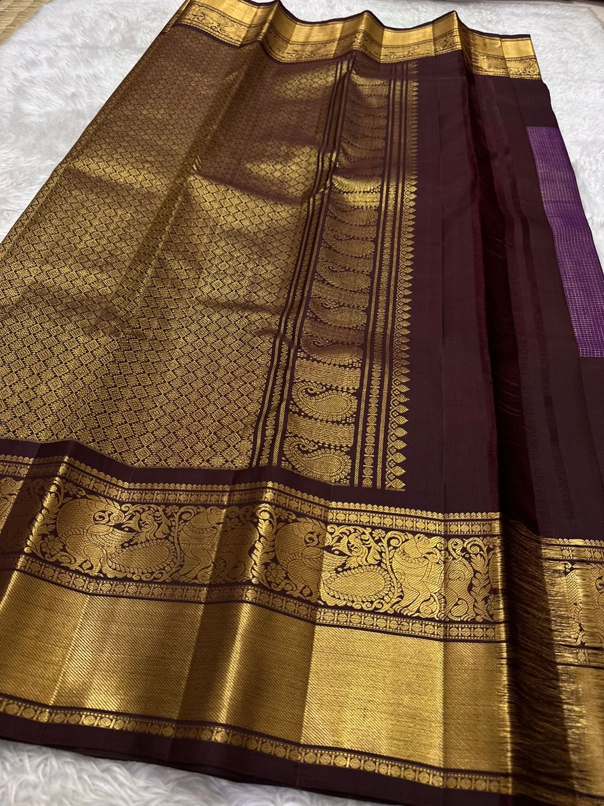 Muted aubergine purple kattam weave Kanchipattu saree with ornate pallu – Idam Living