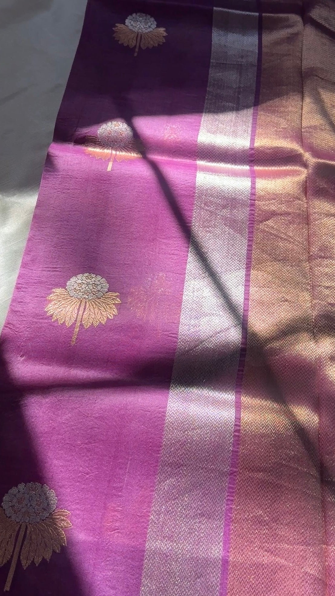 Pure silk kora Banarasi in kaduva weave - mauve